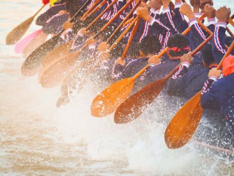 Team working & Collaboration - Optimal Results - Digital Marketing Services Agile Web